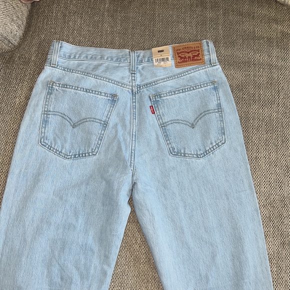 LEVI’S LOW PRO JEANS - Picture 5 of 7